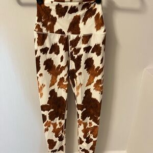 WeWoreWhat Brown and White Cowhide Patterned Leggings